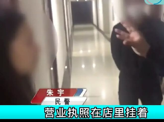 AG真人官网平台美女深夜回家忘带钥匙求助开锁小哥却拒绝付款：称我独居害怕(图15)